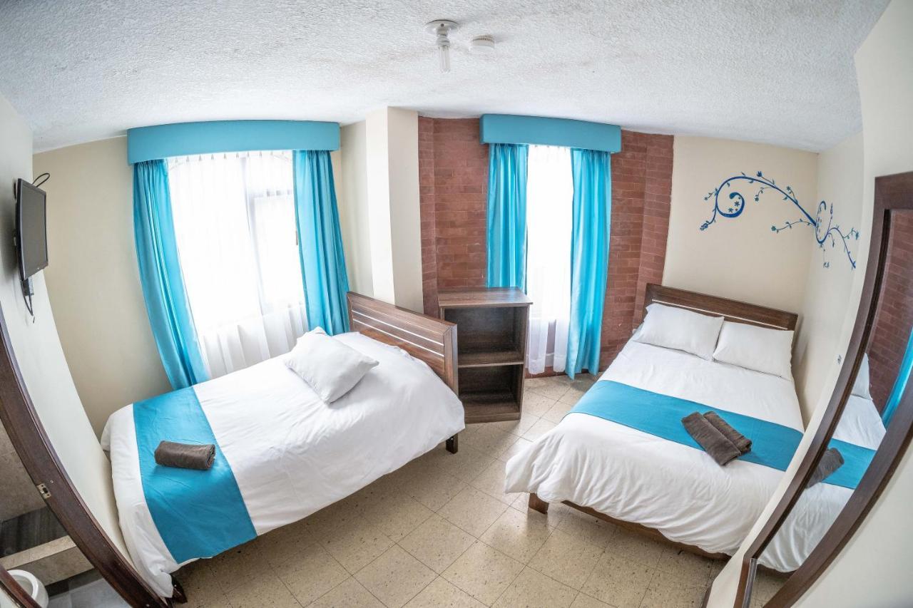 Hotel Tungurahua Baños Exteriör bild