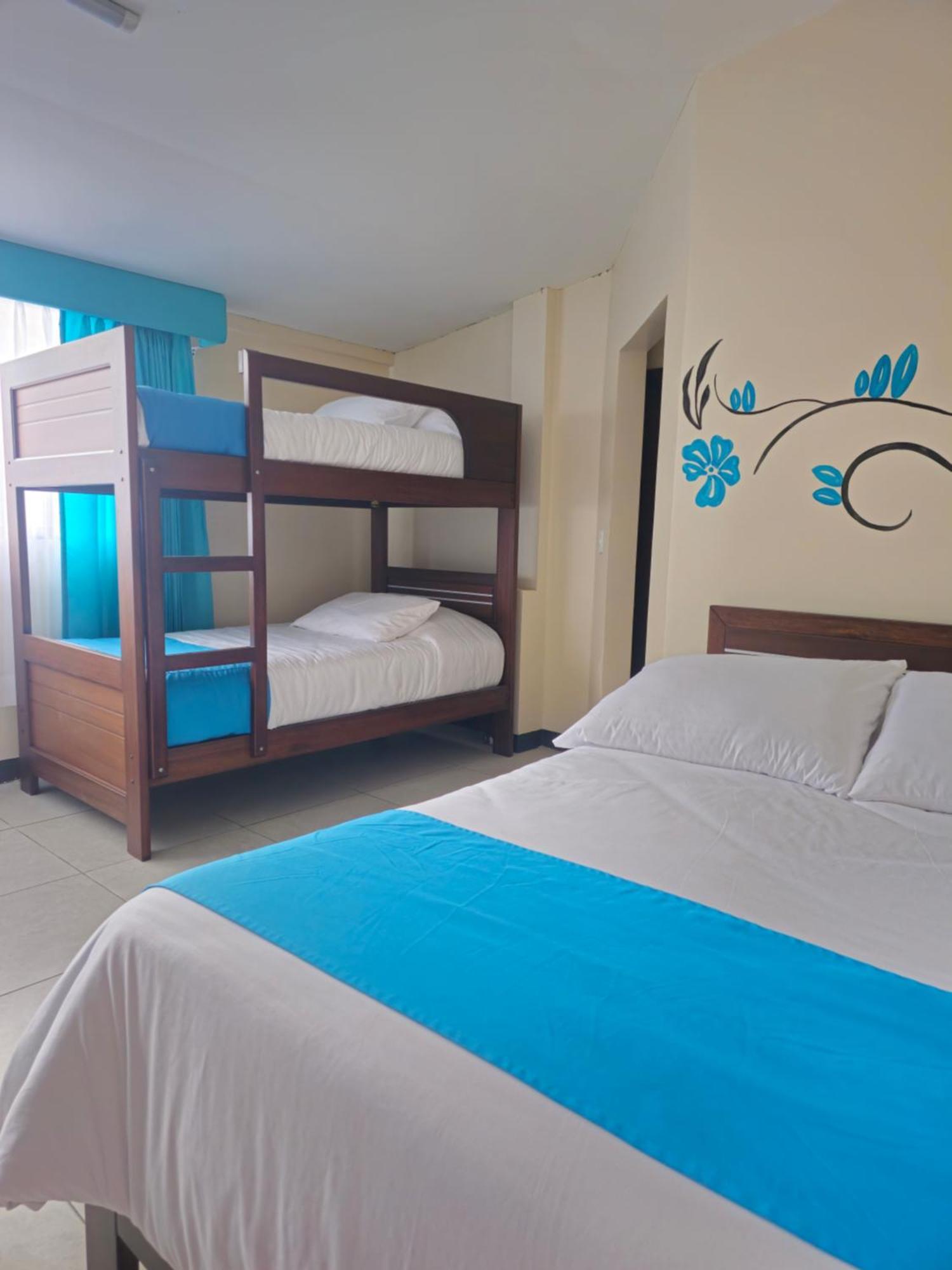 Hotel Tungurahua Baños Exteriör bild